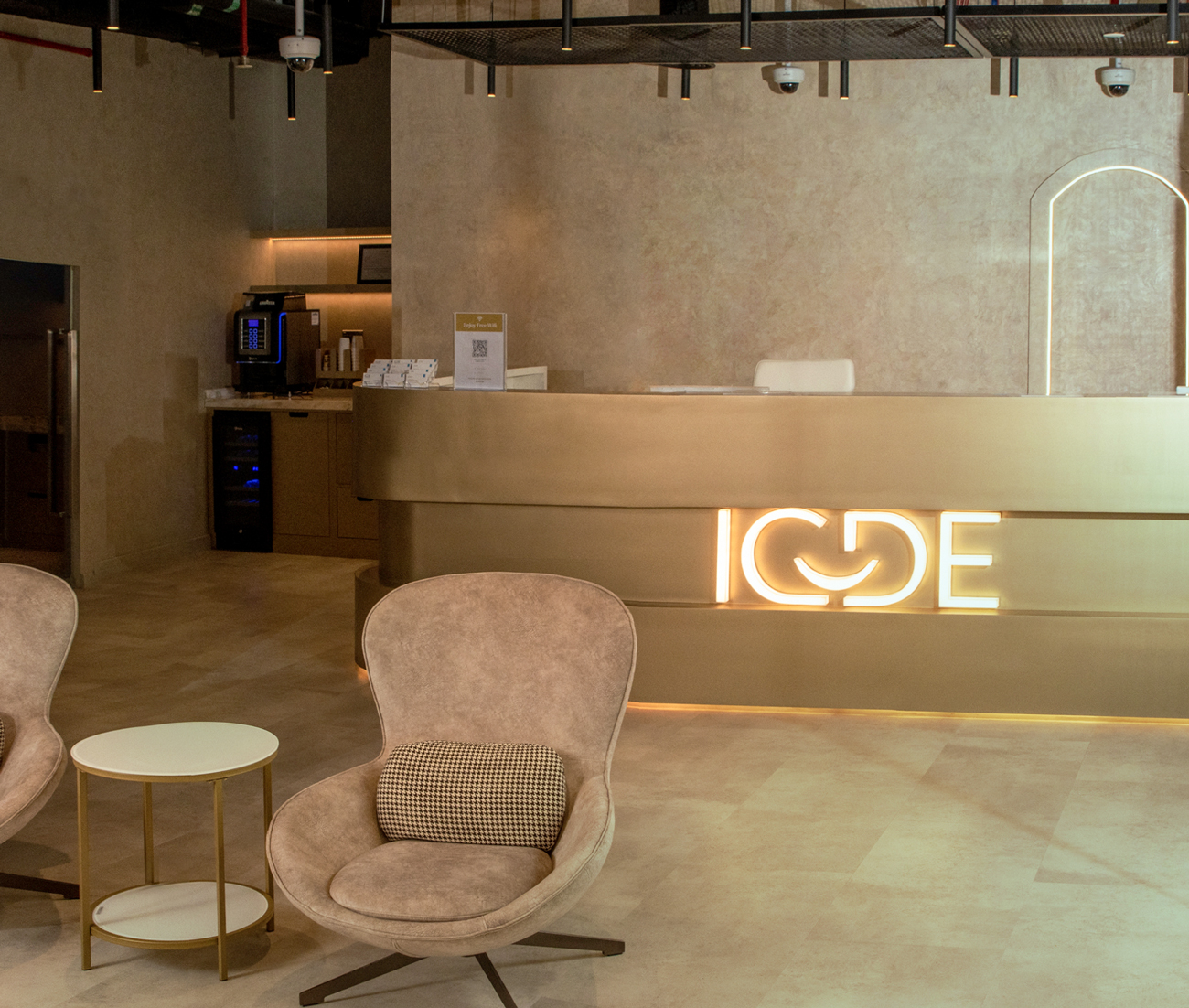 What A Hollywood Smile Dental Clinic Consultation Includes